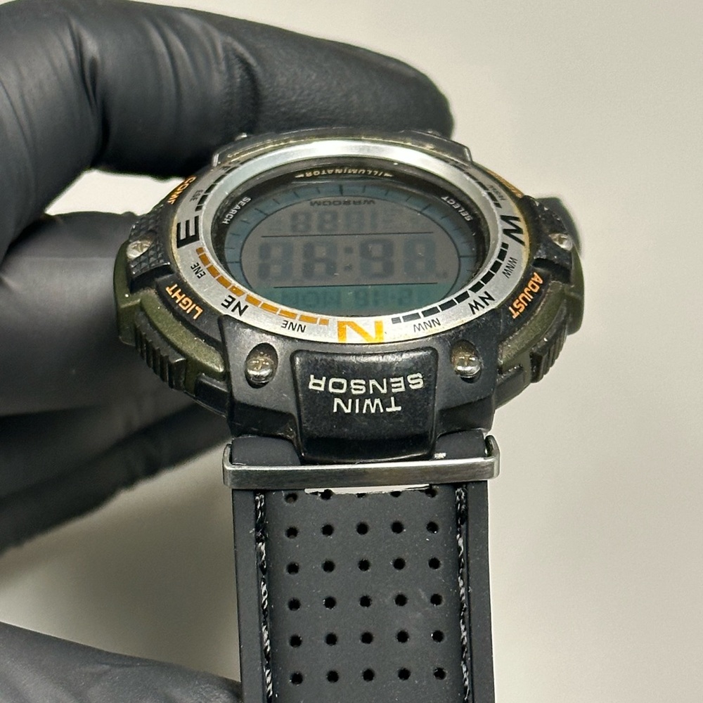 Casio SGW100B-3V Digital Twin Sensor Black & Green 48mm Resin Men’s Sport Watch - Picture 6 of 12